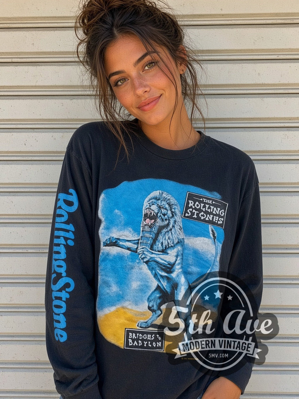The Rolling Stones – Bridges to Babylon Lion – Vintage Band Long Sleeve T-Shirt