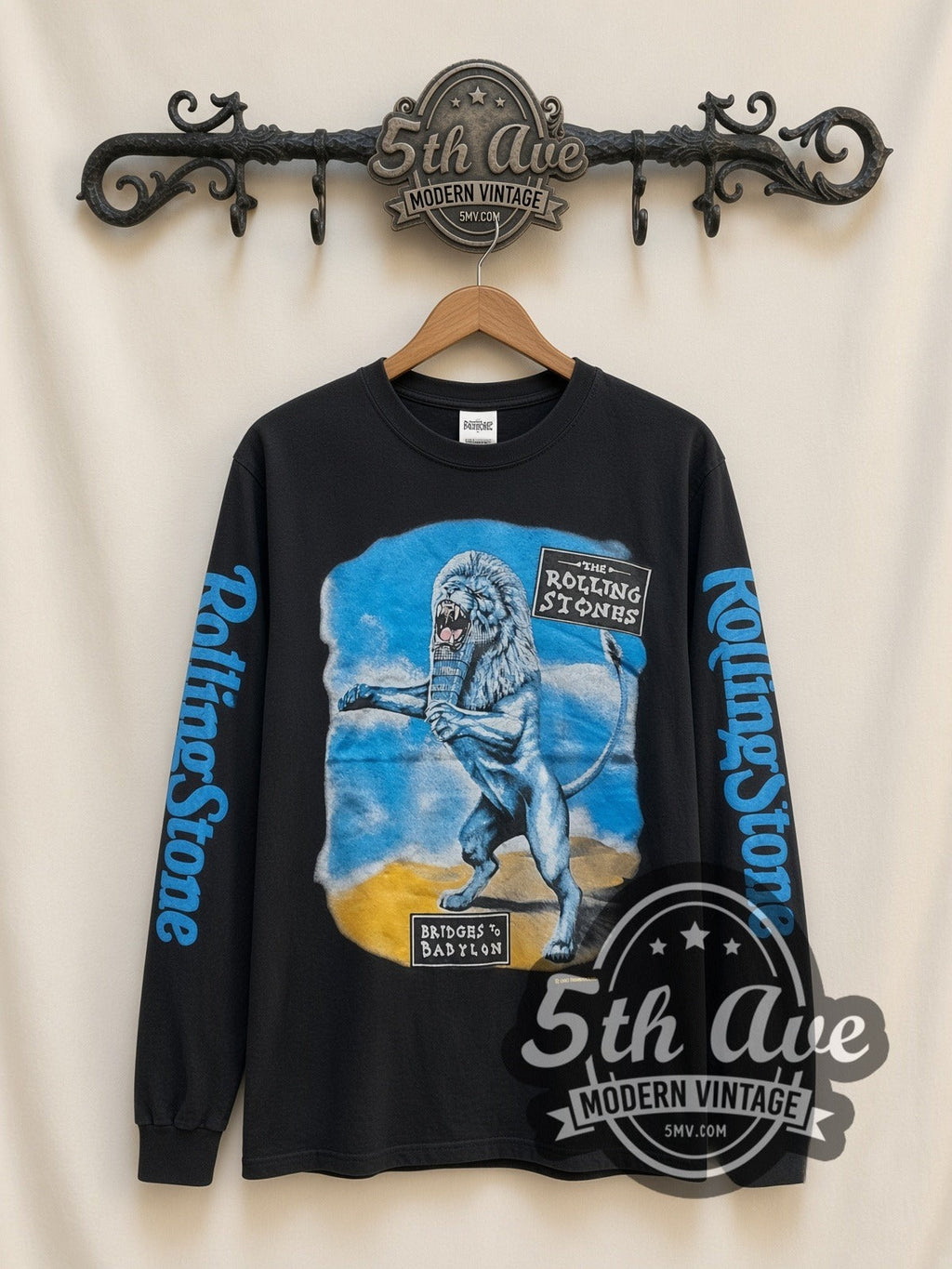 The Rolling Stones – Bridges to Babylon Lion – Vintage Band Long Sleeve T-Shirt