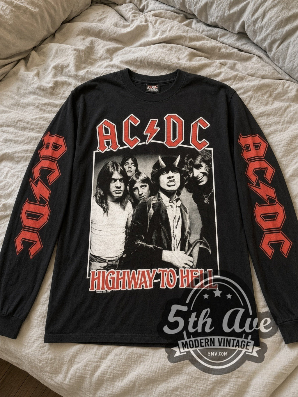 AC/DC – Highway to Hell Band Photo – Vintage Band Long Sleeve T-Shirt