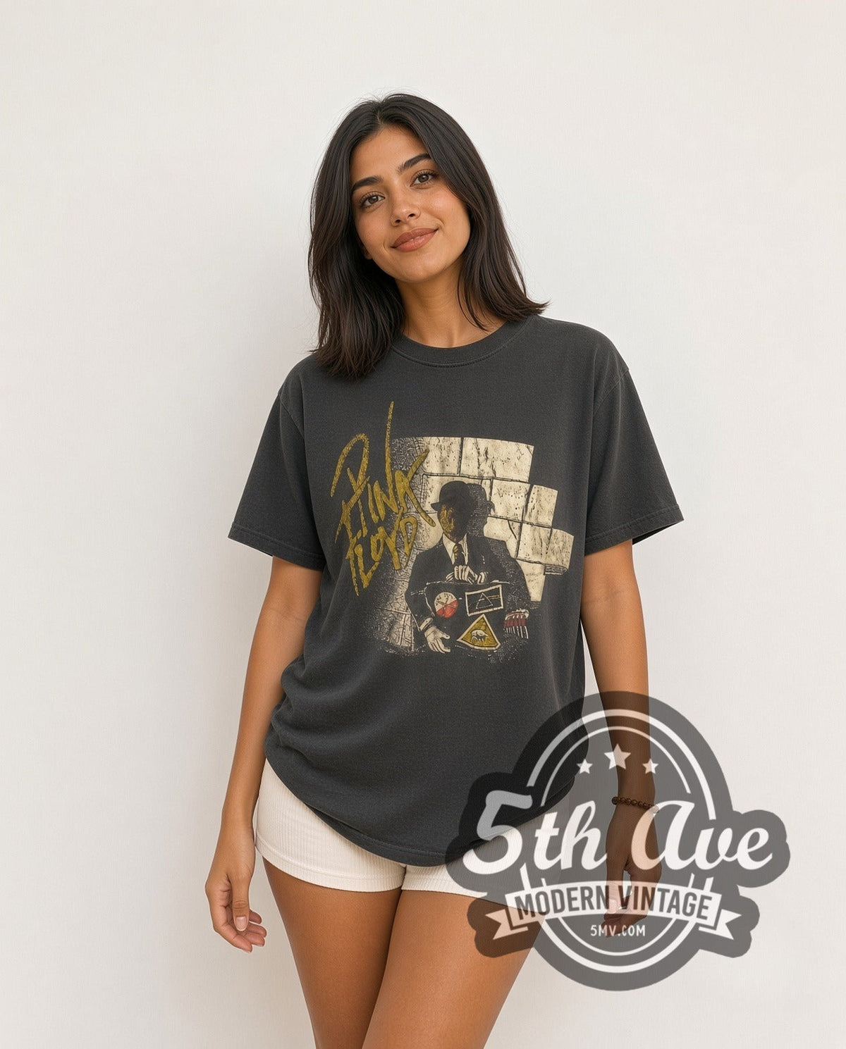 Pink Floyd – Wall and Derby Figure – Vintage Band T-Shirt