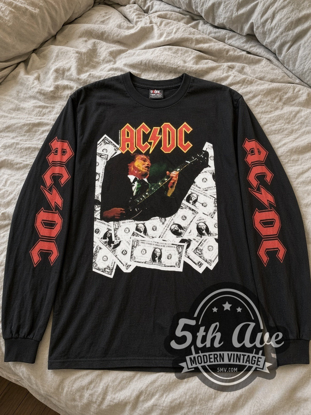 AC/DC – Angus Money – Vintage Band Long Sleeve T-Shirt