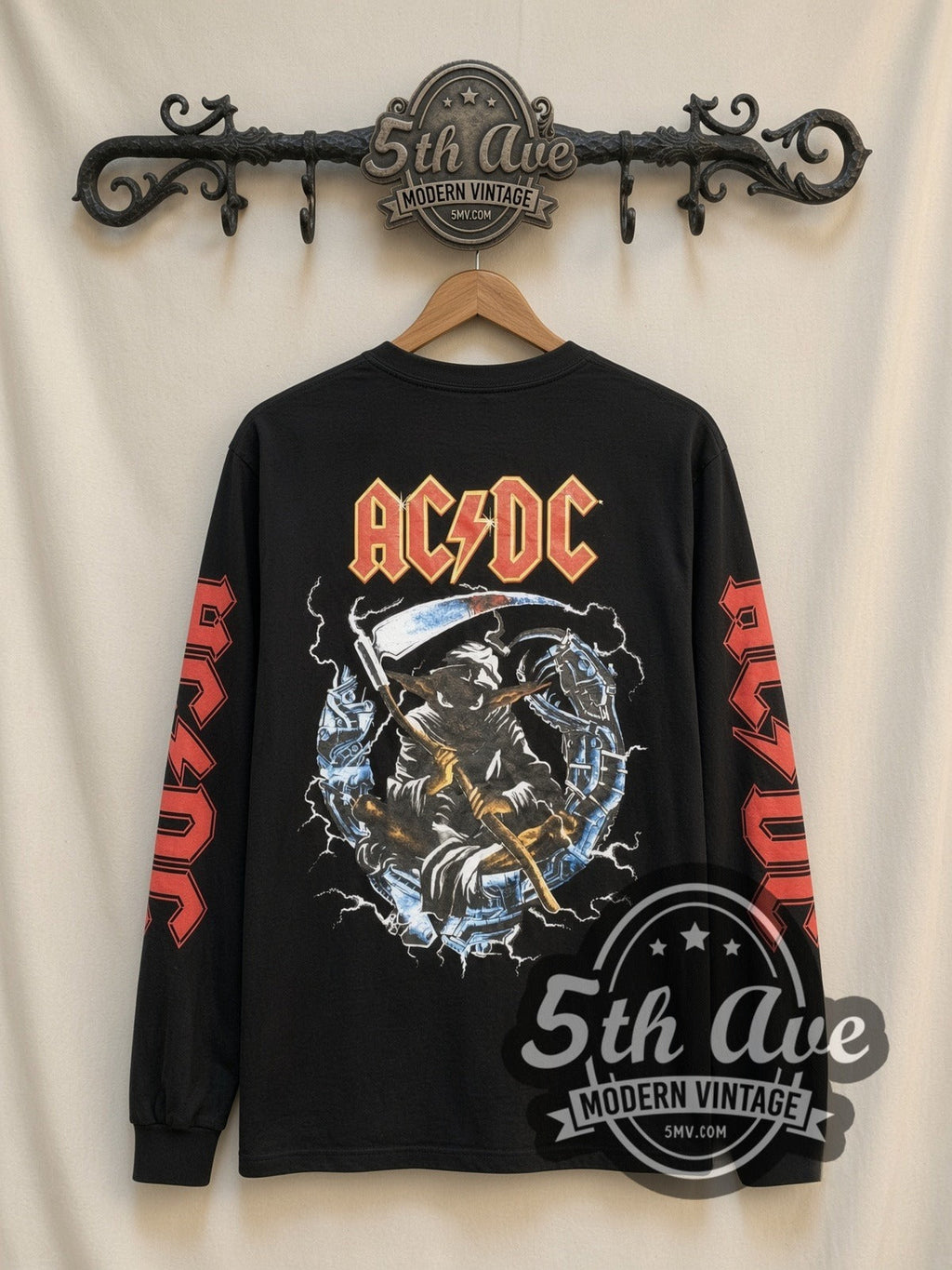 AC/DC – Angus Money – Vintage Band Long Sleeve T-Shirt