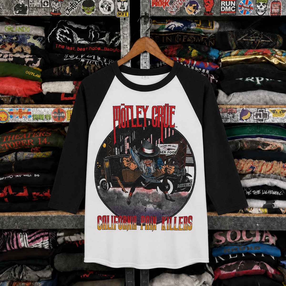 Rare Hard To Find Vintage Mötley Crüe Raglan Shirt, Nearly Sold Out Collectors Piece
