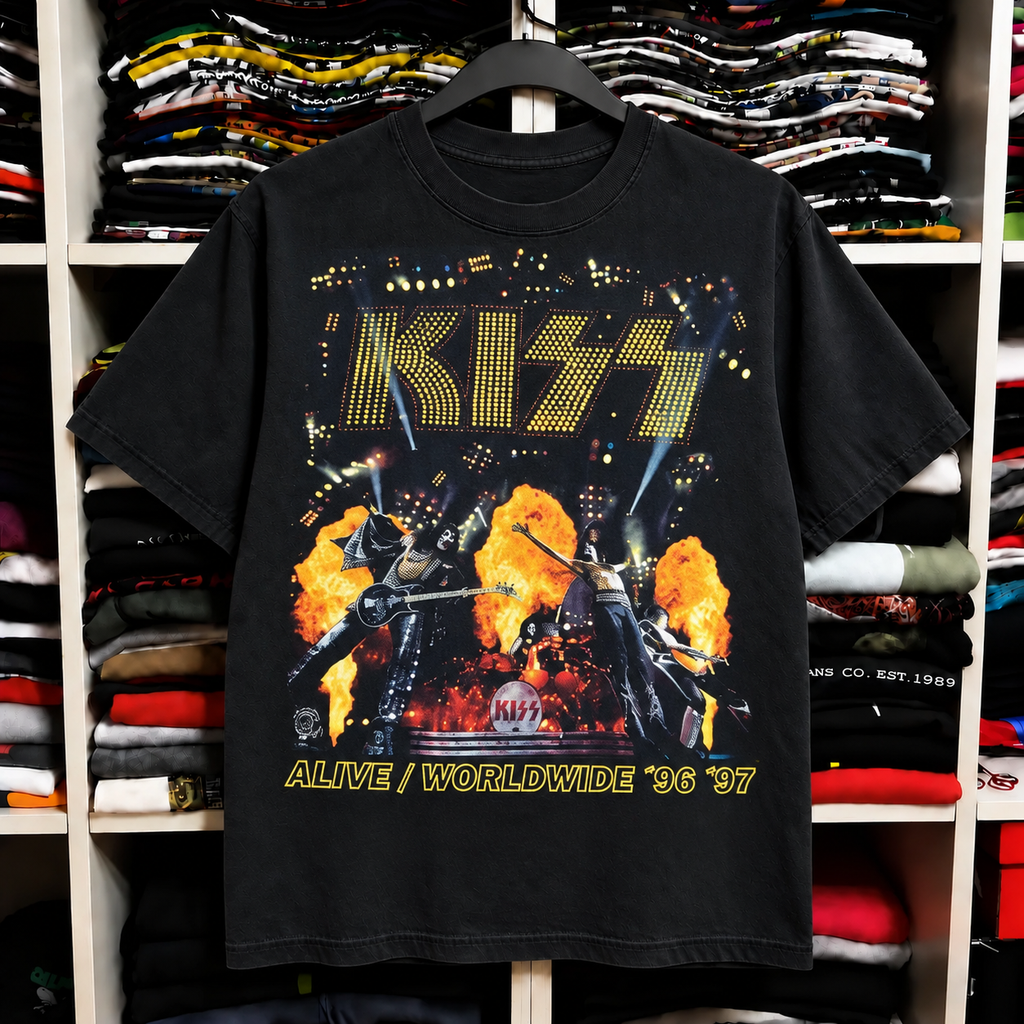 Vintage KISS Band Concert T-Shirt