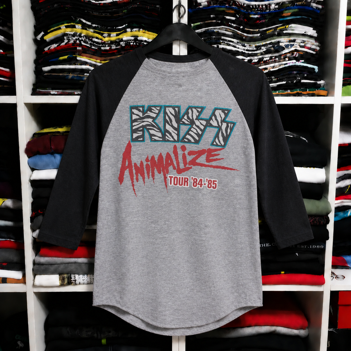 KISS Animalize vintage raglan graphic