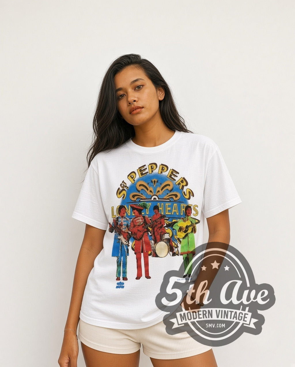 The Beatles – Sgt Peppers (White) – Vintage Band T-Shirt