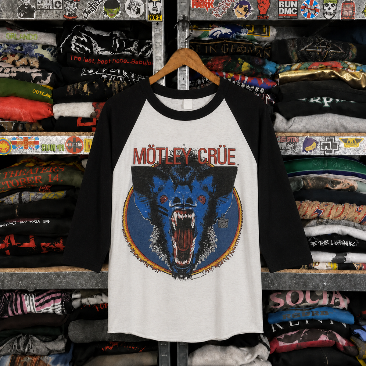 Rare Hard To Find Vintage Mötley Crüe Raglan Shirt, Nearly Sold Out Collectors Piece