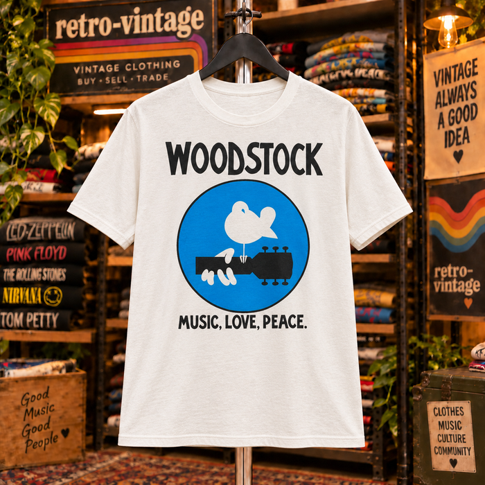 Woodstock Music Love Peace graphic T-shirt
