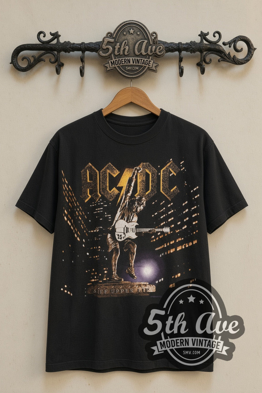 AC/DC – Stiff Upper Lip Angus Statue Tour – Vintage Band T-Shirt