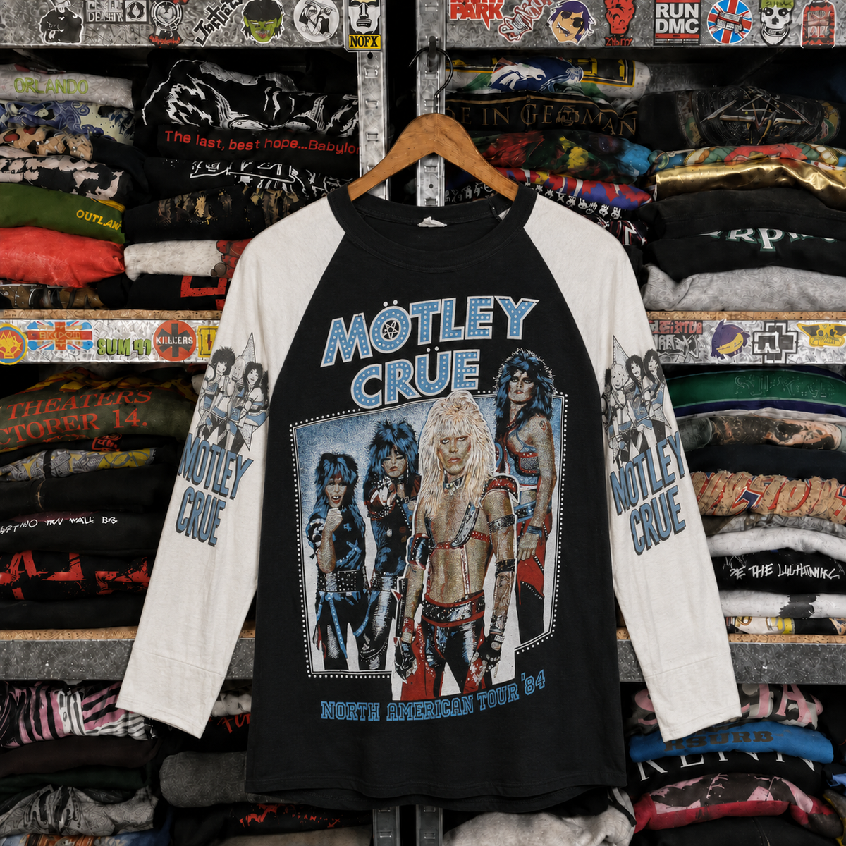 Rare Hard To Find Vintage Mötley Crüe Raglan Shirt, Nearly Sold Out Collectors Piece