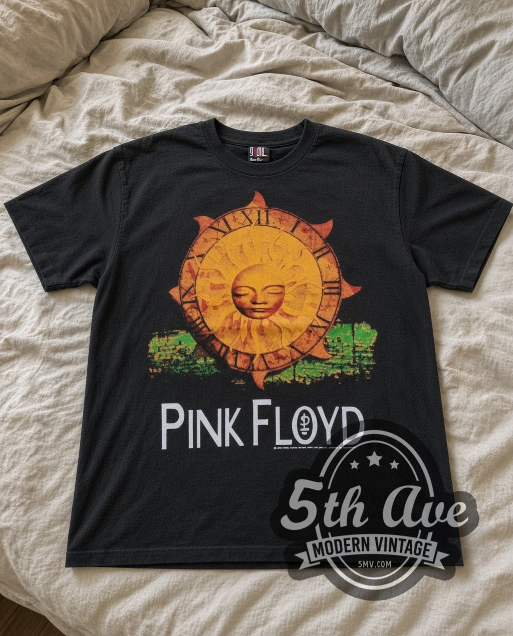 Pink Floyd – Sun (Black) – Vintage Band T-Shirt