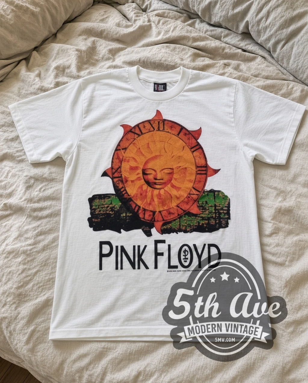 Pink Floyd – Sun (White) – Vintage Band T-Shirt