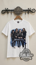 Metallica – Group Photo (White) – Vintage Band T-Shirt