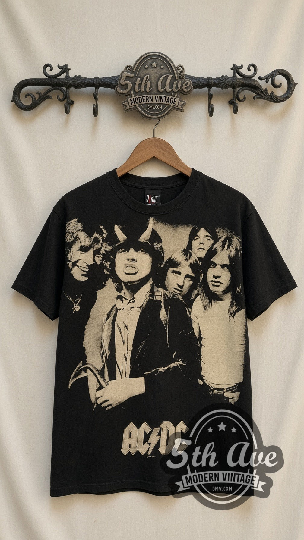 AC/DC – Band Photo – Vintage Band T-Shirt