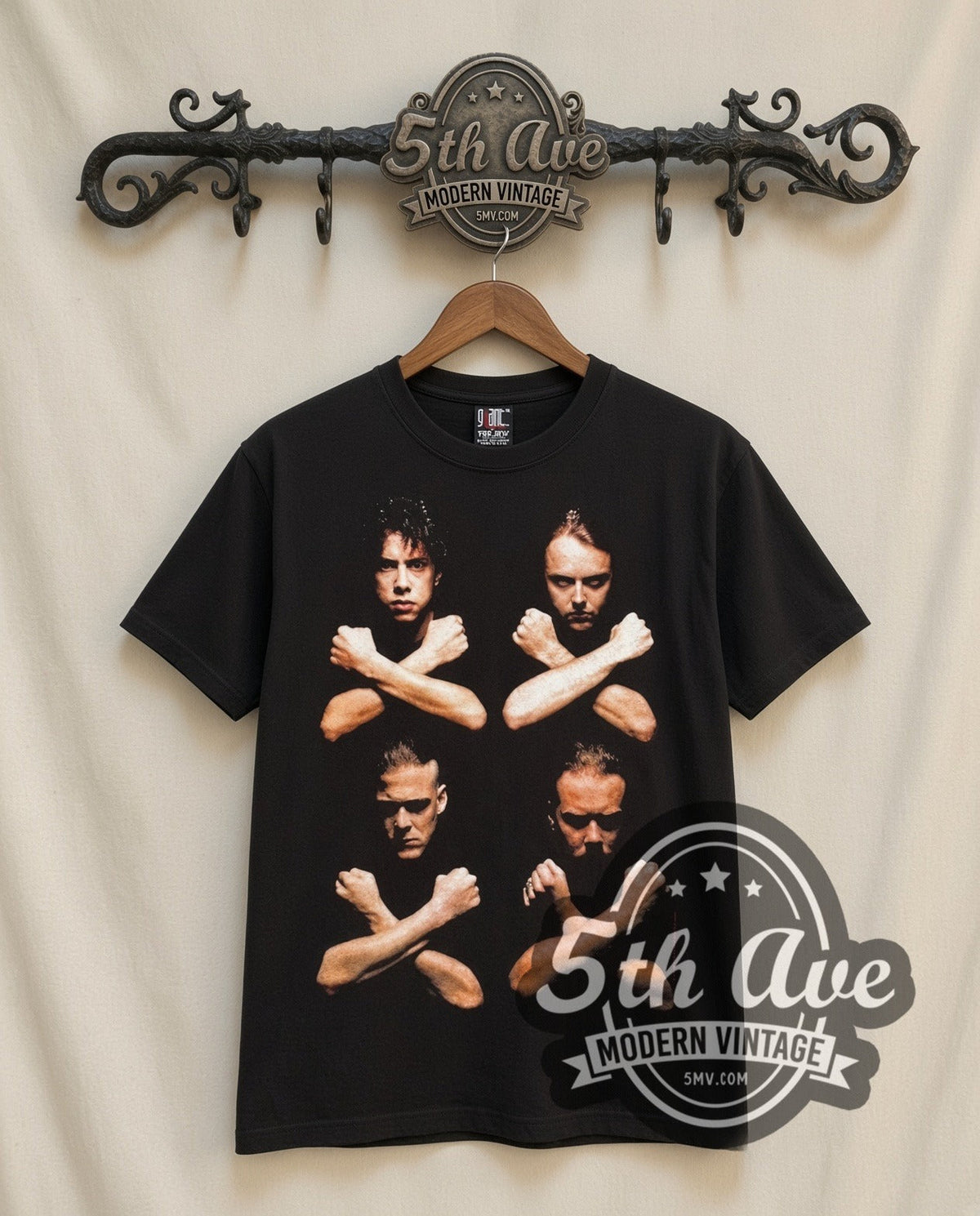 Metallica – Crossed Arms – Vintage Band T-Shirt