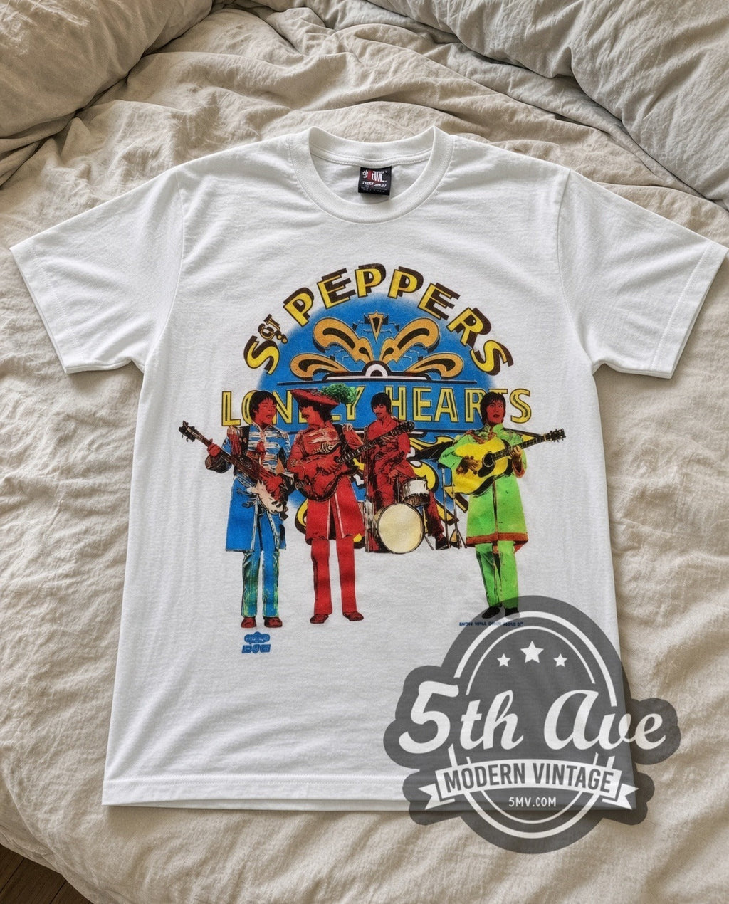 The Beatles – Sgt Peppers (White) – Vintage Band T-Shirt
