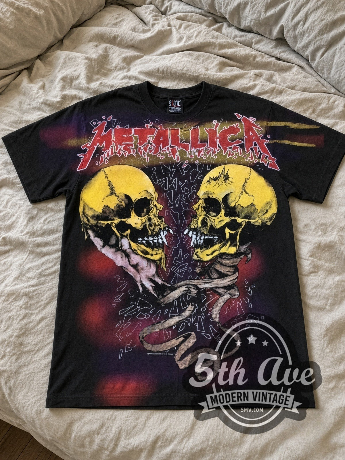 Metallica – Dual Skulls Snake All Over Print – Vintage Band T-Shirt