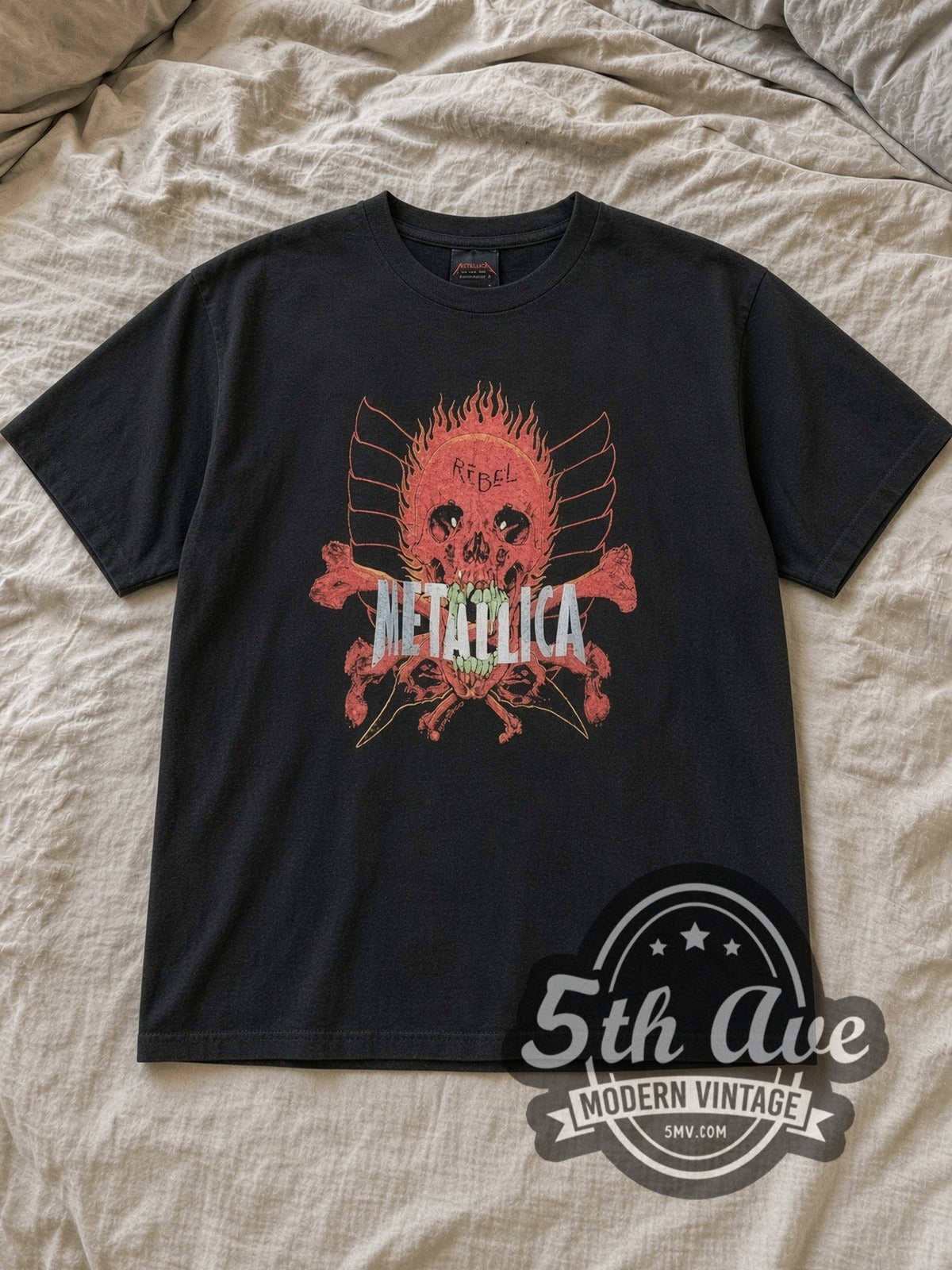 Metallica – Rebel Pushead Artwork – Vintage Band T-Shirt