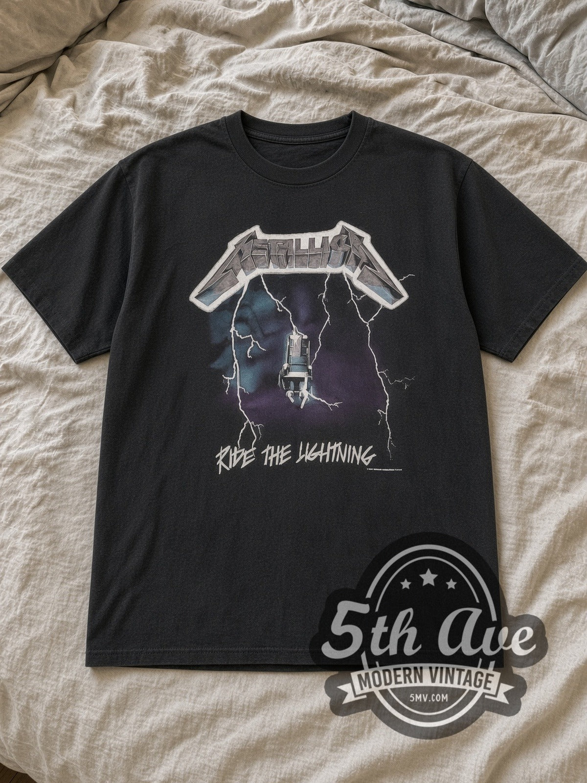 Metallica – Ride the Lightning – Vintage Band T-Shirt