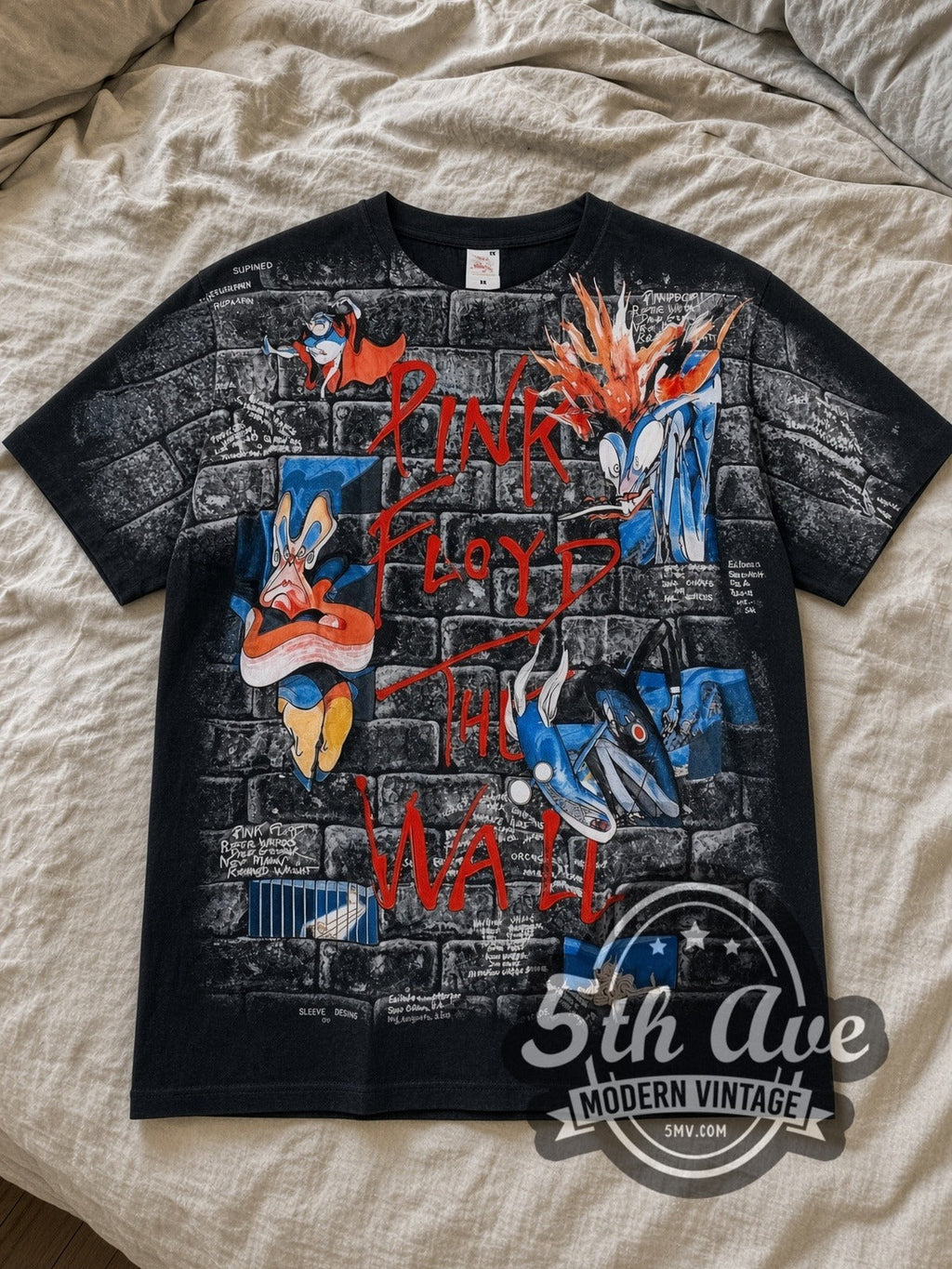 Pink Floyd – The Wall Brick Characters All Over Print – Vintage Band T-Shirt