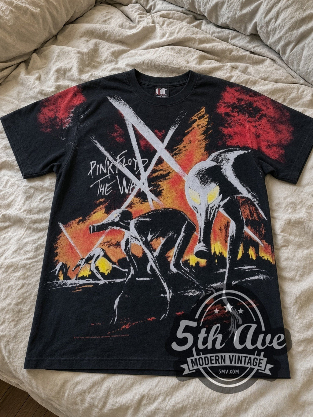 Pink Floyd – The Wall Hammers All Over Print – Vintage Band T-Shirt