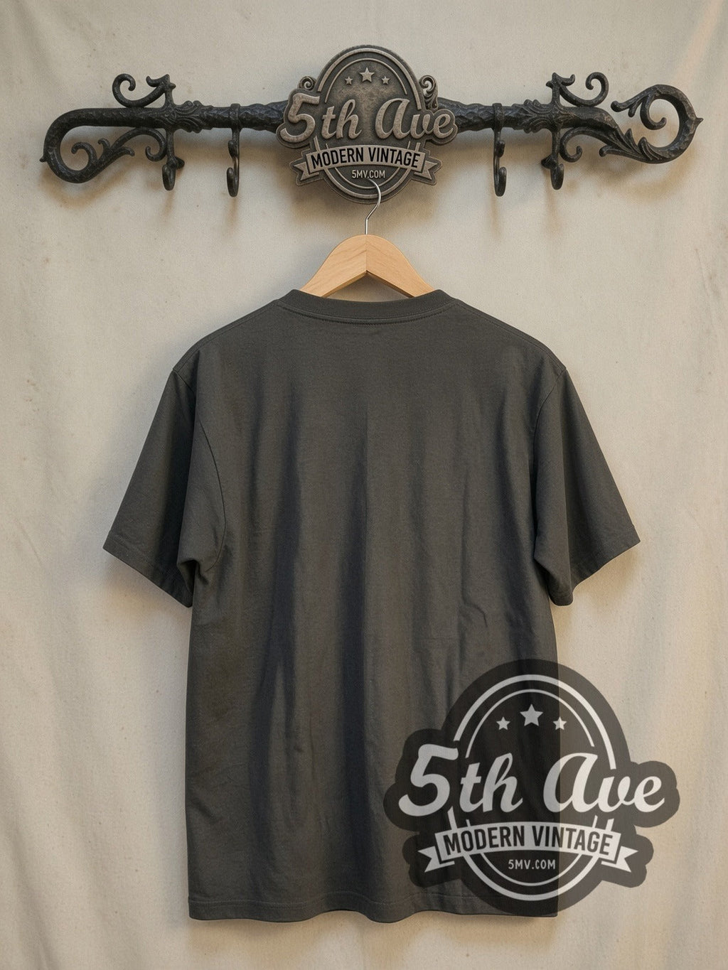 Pink Floyd – Psychedelic Logo Band Photo – Vintage Band T-Shirt