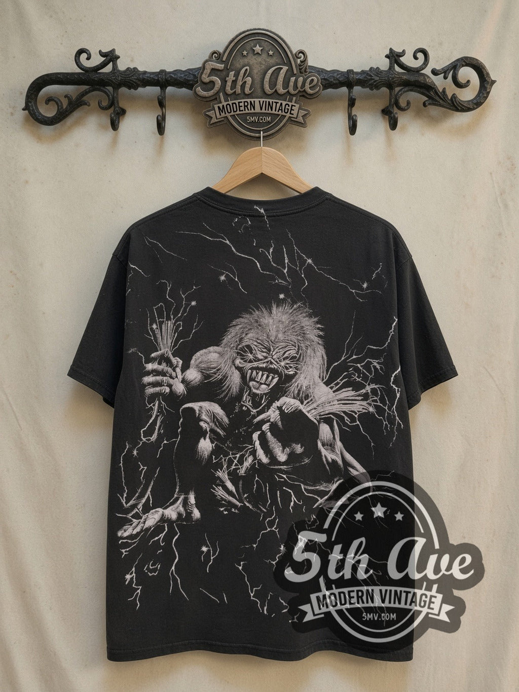 Iron Maiden – Eddie Overprint – Vintage Band T-Shirt