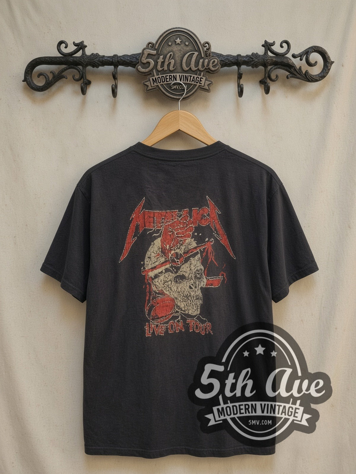 Metallica – Lady with Scales Members Live Tour Cotton – Vintage Band T-Shirt