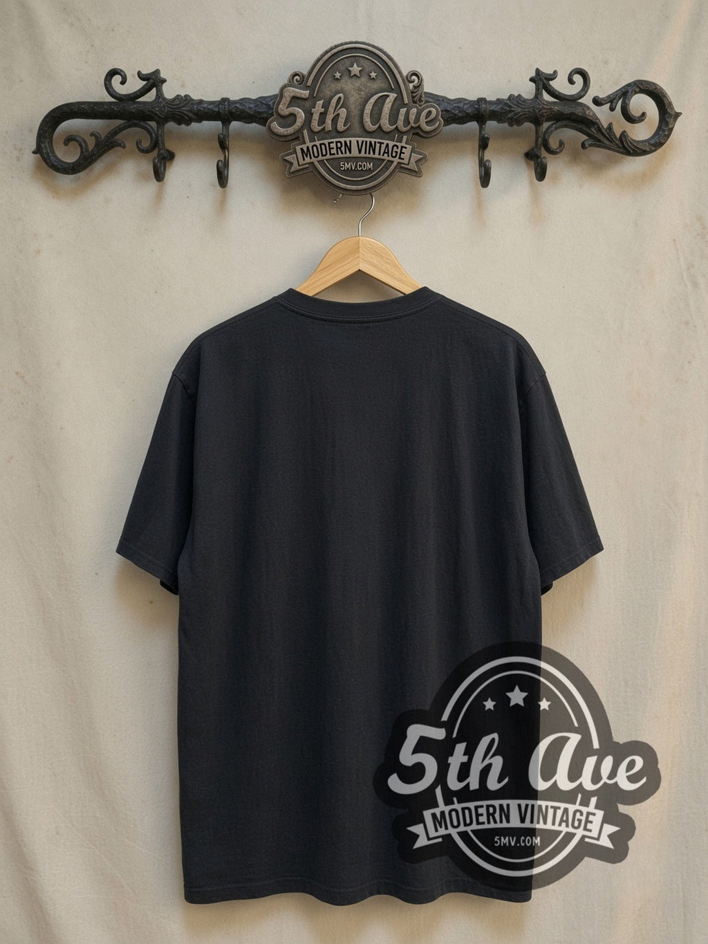 Pink Floyd – Stairway Pyramid Moon Spectrum – Vintage Band T-Shirt