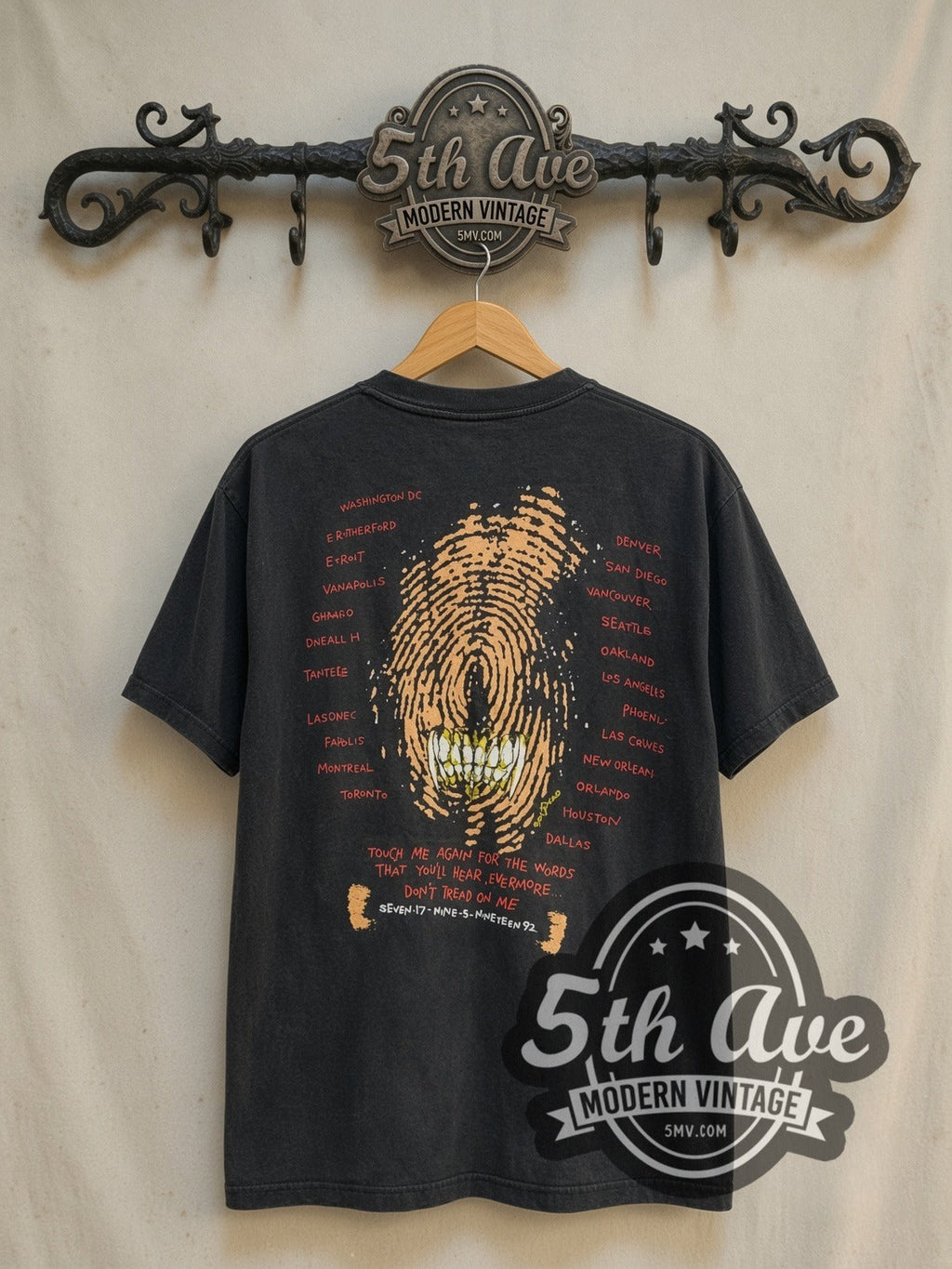 Metallica – Don't Tread On Me 1992 Tour – Vintage Band T-Shirt