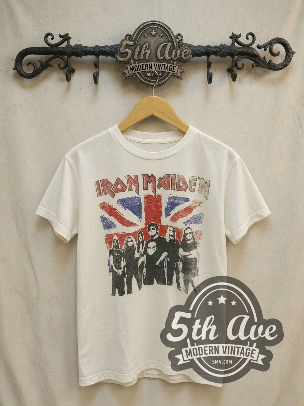 Iron Maiden – Union Jack Band Photo – Vintage Band T-Shirt