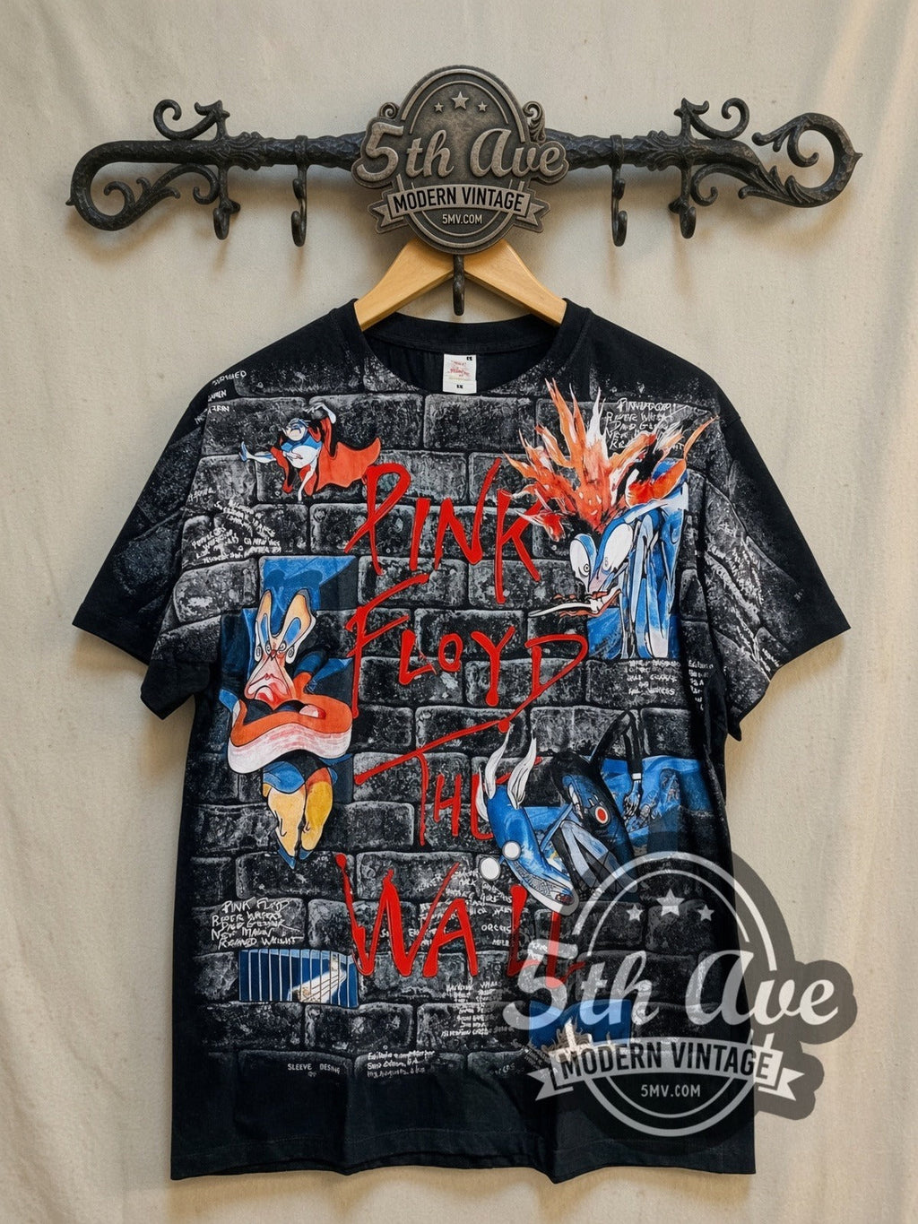 Pink Floyd – The Wall Brick Characters All Over Print – Vintage Band T-Shirt