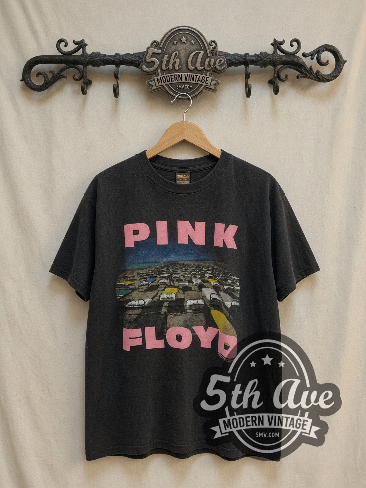Pink Floyd – Momentary Lapse of Reason Beds – Vintage Band T-Shirt