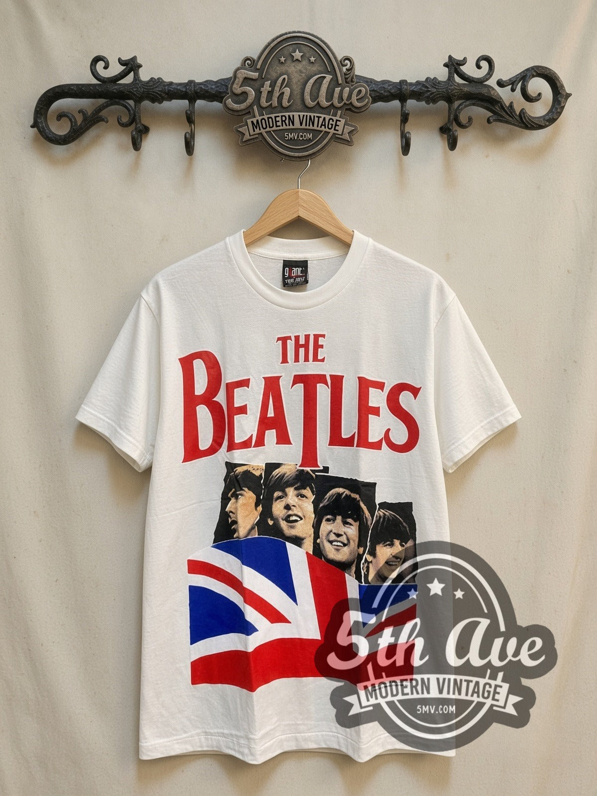 The Beatles – Union Jack Red Logo White – Vintage Band T-Shirt