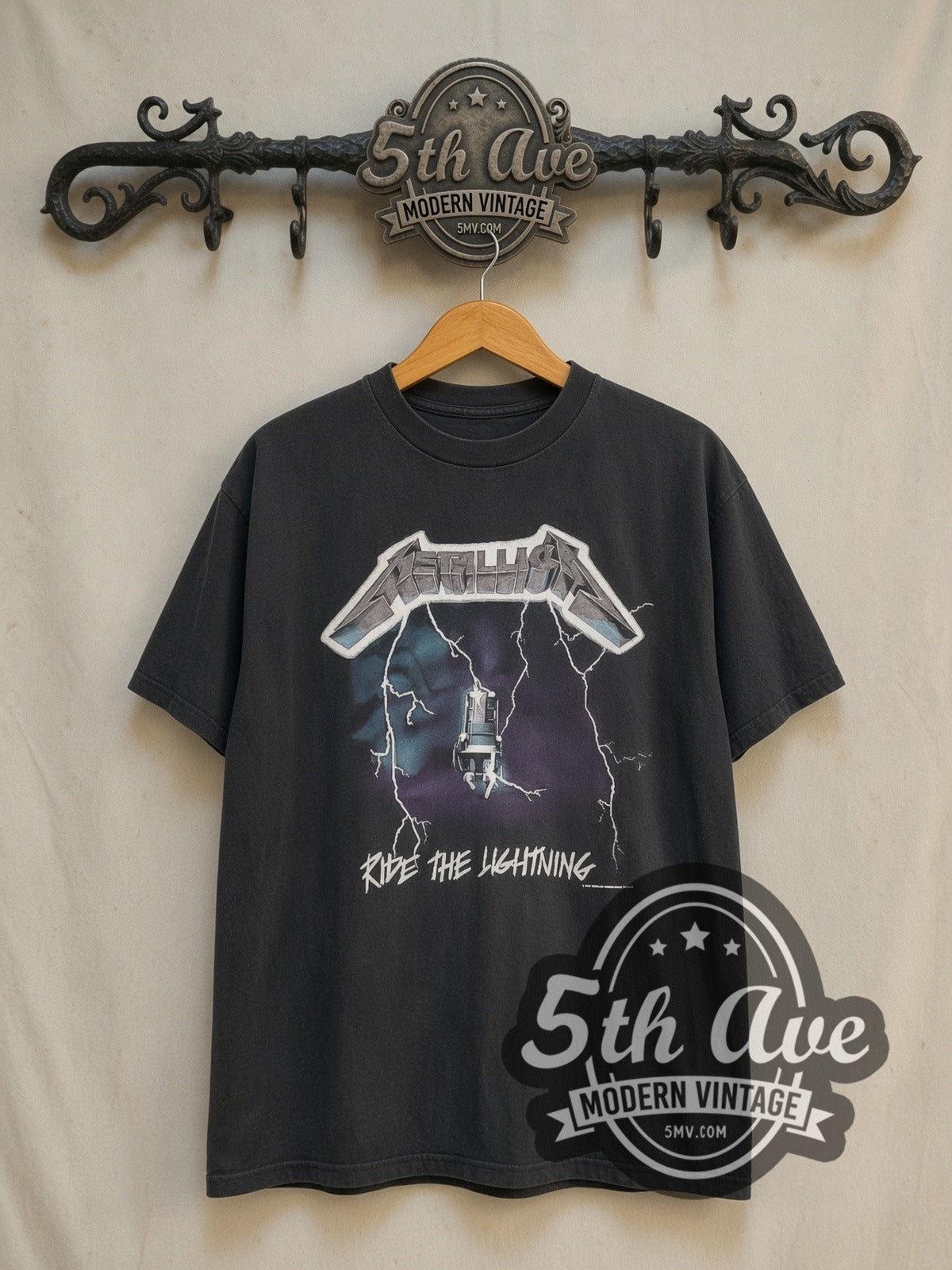 Metallica – Ride the Lightning – Vintage Band T-Shirt