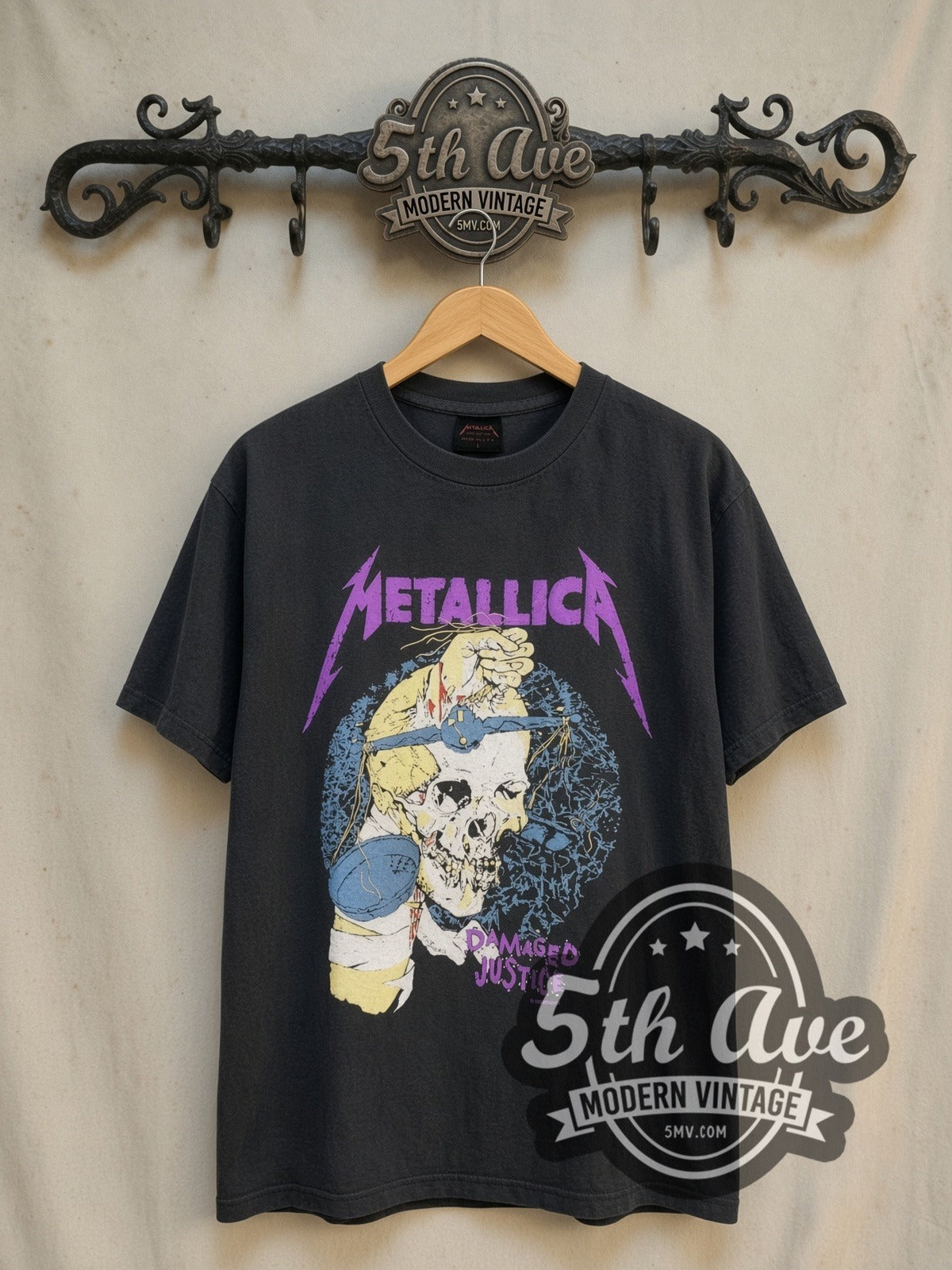 Metallica – Damaged Justice Blindfold Scale – Vintage Band T-Shirt