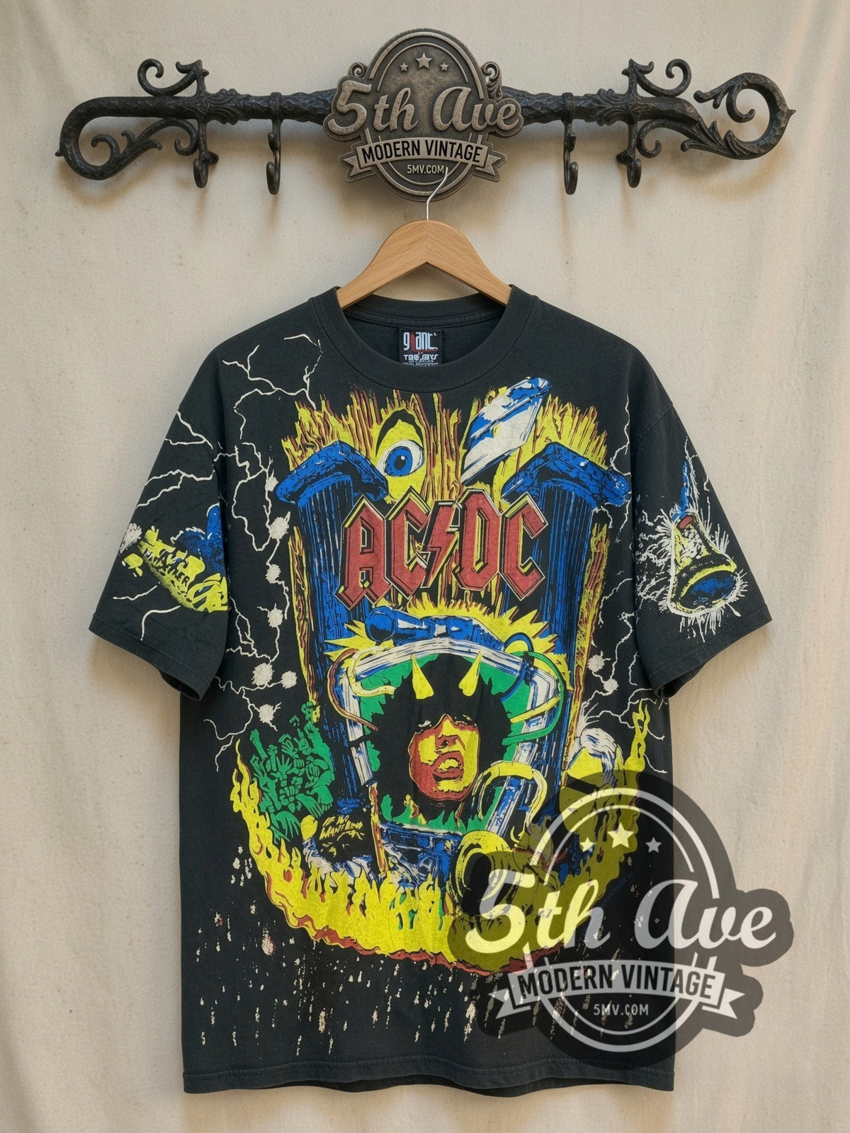 AC/DC – Angus Young Thunderstruck – All Over Print – Vintage Band T-Shirt